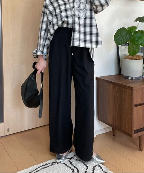 Remind me and forever(リマインドミーアンドフォーエバー)の「【らくちんな着心地】リラックスイージーワイドパンツ(その他パンツ・レディース・グレー/チャコールグレー/ブラック・FREE)」の1枚目の写真