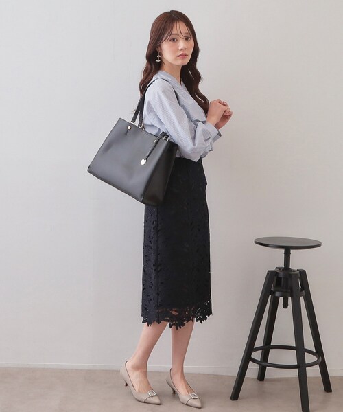 index（インデックス）の「カシメデザインスクエアA4トート（トートバッグ・レディース・ベージュ/ブラック・00）」の7枚目の写真