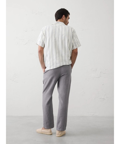 BANANA REPUBLIC FACTORY STORE（バナナリパブリック ファクトリーストア）の「BANANA REPUBLIC FACTORY STORE　　スリムフィット ストレート リネンブレンド トラウザーパンツ（その他パンツ・メンズ・ベージュ/ホワイト/カーキ/グレー・28W 30L/34W 30L/33W 30L/32W 30L/31W 30L/30W 30L/29W 30L）」の18枚目の写真