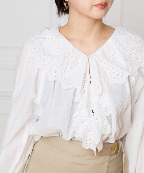 IENA LA BOUCLE（イエナラブークル）の「IENA LA BOUCLE シアーフリルブラウス（シャツ/ブラウス・レディース・ホワイト・FREE）」の19枚目の写真