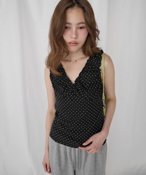 Unblend(アンブレンド)の「【Unblend】ドット/無地 アソートフリルギャザータンクトップ(タンクトップ・レディース・レッド系/ブラック/ブラック系/オフホワイト/杢グレー・FREE)」の18枚目の写真