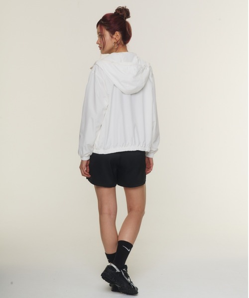 NIKE(ナイキ)の「《セットアップ対応商品》ナイキ スポーツウェア ウィメンズ ルーズ ミッドライズ サテンショートパンツ / Nike Sportswear Women's Loose Mid-Rise Satin Shorts IH1329-010 Black(その他パンツ・レディース・ブラック・M/XS/S/L/XL)」の9枚目の写真