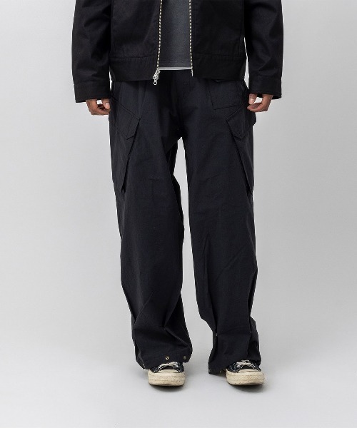 UNION（UNION TOKYO）（ユニオン）の「UNION TOKYO FRAZIER PANT ユニオントーキョー カーゴパンツ（カーゴパンツ・メンズ・ブラック/ライトグレー・XL/L/M/S）」の2枚目の写真