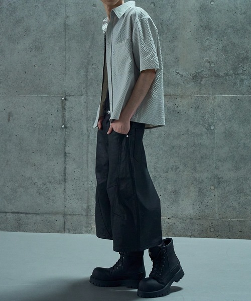 LANDNESS(ランドネス)の「【LANDNESS/ランドネス】COATED CURVE DENIM HALF PANTS/コーティッドカーブデニムハーフパンツ(デニムパンツ・メンズ・ブラック・S/M/L)」の12枚目の写真