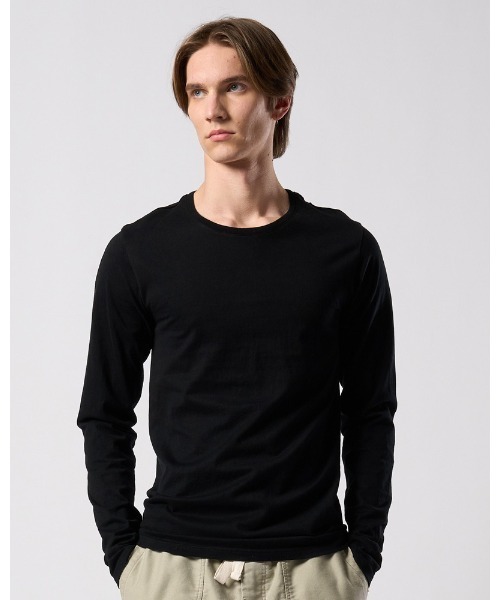 wjk(ダヴルジェイケイ)の「slim basic crew-neck L/S(Tシャツ/カットソー・メンズ・ブラック/ホワイト・X-LARGE/LARGE/MEDIUM/SMALL)」の2枚目の写真
