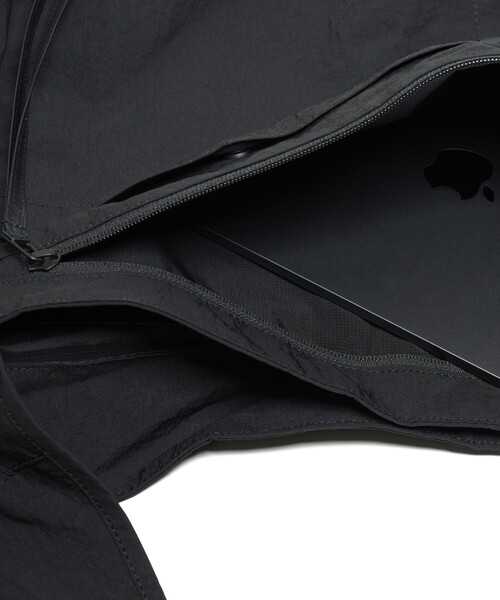 BAICYCLON by Bagjack(バイシクロン バイ バグジャック)の「BAICYCLON/バイシクロン 限定展開 BIG SHOUDER BAG(ショルダーバッグ・メンズ・ブラック・フリ-)」の17枚目の写真