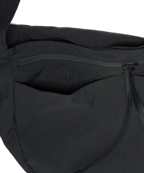 BAICYCLON by Bagjack(バイシクロン バイ バグジャック)の「BAICYCLON/バイシクロン 限定展開 BIG SHOUDER BAG(ショルダーバッグ・メンズ・ブラック・フリ-)」の16枚目の写真