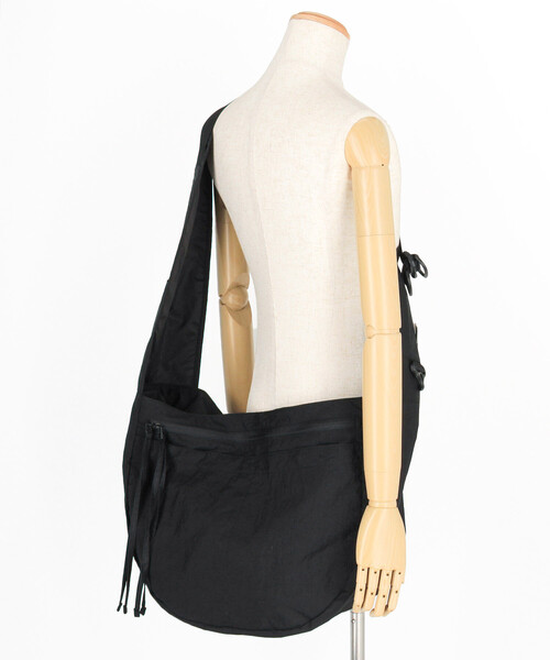 BAICYCLON by Bagjack(バイシクロン バイ バグジャック)の「BAICYCLON/バイシクロン 限定展開 BIG SHOUDER BAG(ショルダーバッグ・メンズ・ブラック・フリ-)」の7枚目の写真