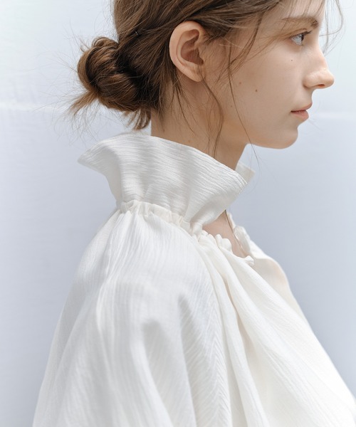 tageechita(タジチタ)の「【tageechita】ギャザーネック シアーライトブルゾン(ブルゾン・レディース・ブラック/アイボリー・M/S)」の18枚目の写真
