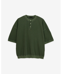 INEXCIS（イネクシス）の「ピグメントワッフルボタンTシャツ (カーキ)（Tシャツ/カットソー）」