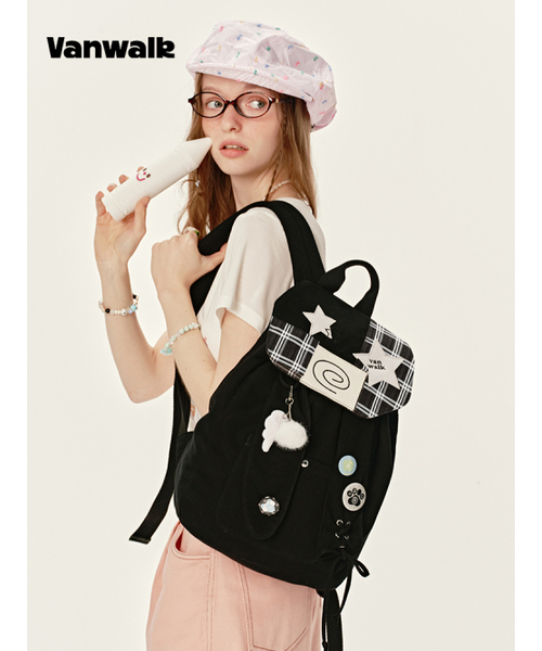 VANWALK（バンウォーク）の「Universe Backpack [Black]（バックパック/リュック・レディース・ブラック・FREE）」の2枚目の写真