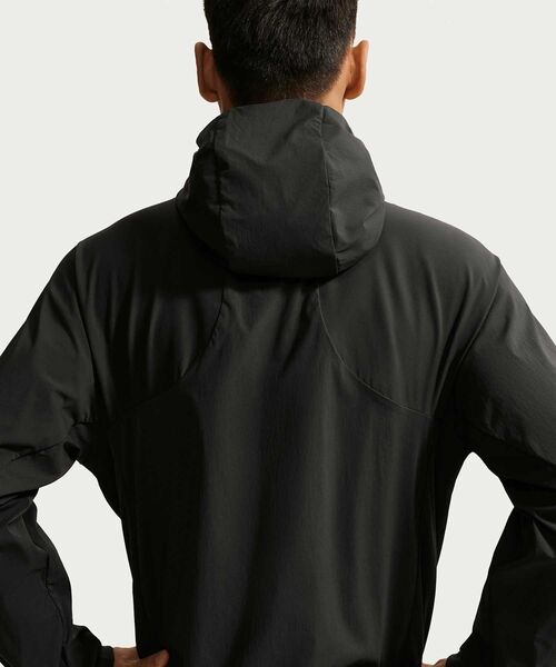 ACG(エィシージー)の「ナイキ オールコンディションギア "Five Towers" メンズ UV プロテクション ジャケット / Nike ACG "Five Towers" Men's UV Protection Jacket IF0960-010 Anthracite(ナイロンジャケット・メンズ・スミクロ・S/M/L/2XL/XL)」の2枚目の写真