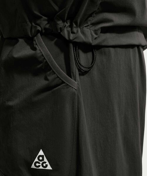 ACG(エィシージー)の「ナイキ オールコンディションギア "Five Towers" メンズ UV プロテクション ジャケット / Nike ACG "Five Towers" Men's UV Protection Jacket IF0960-010 Anthracite(ナイロンジャケット・メンズ・スミクロ・S/M/L/2XL/XL)」の7枚目の写真