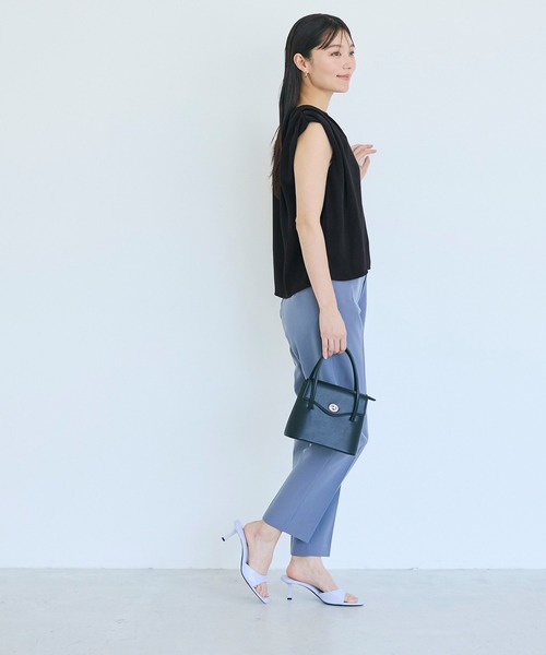 coca(coca)(コカ)の「\接触冷感・イージーケア/ とろみツイルショルダータックブラウス(シャツ/ブラウス・レディース・ダークブラウン/ブラック・L/M/S)」の22枚目の写真