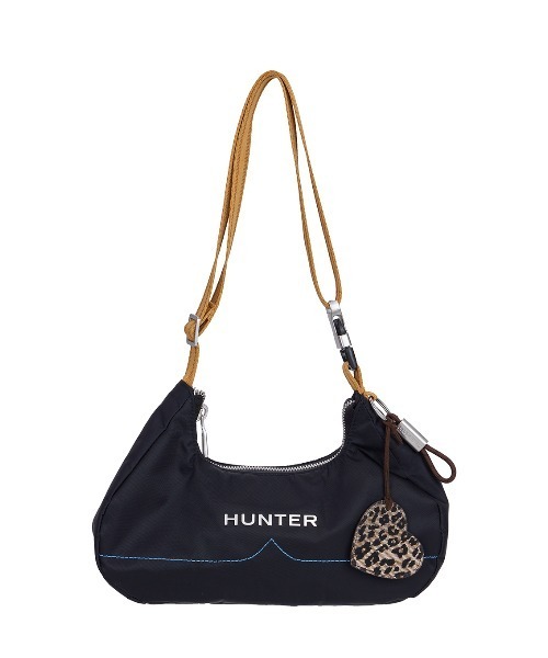 HUNTER(ハンター)の「HUNTER × Ameri PREMIUM NYLON SPEED SHOULDER BAG(ショルダーバッグ・レディース・ブラック・FREE)」の14枚目の写真