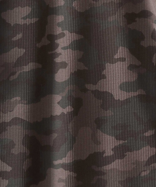 SITRY(シトリー)の「Camouflage Pattern Cross Logo Embroidery Thermal/カモフラ柄 ヴィンテージライク クロスロゴ ワンポイント刺繍 ショート丈 サーマル ワッフル ヘンリーネック 半袖Tシャツ レディース メンズ(Tシャツ/カットソー・メンズ・グリーン系その他/グリーン系その他2・M/L)」の12枚目の写真