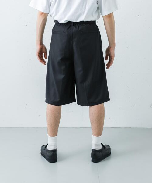 ANOTHER OFFICE(アナザー オフィス)の「ANOTHER OFFICE H.STRIPE BERMUDA PANTS(その他パンツ・メンズ・ブラック・3/2)」の8枚目の写真