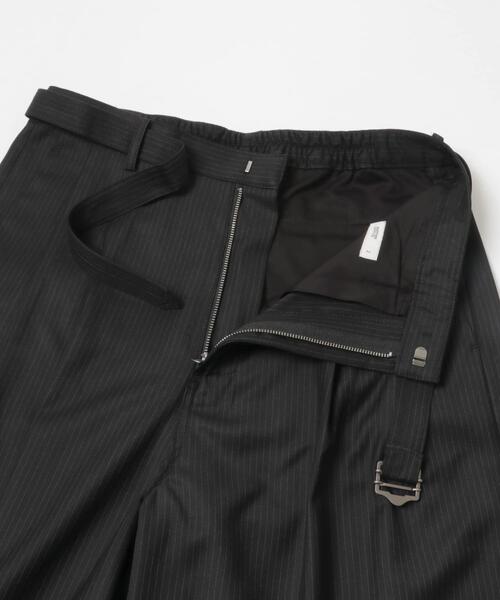 ANOTHER OFFICE(アナザー オフィス)の「ANOTHER OFFICE H.STRIPE BERMUDA PANTS(その他パンツ・メンズ・ブラック・3/2)」の10枚目の写真