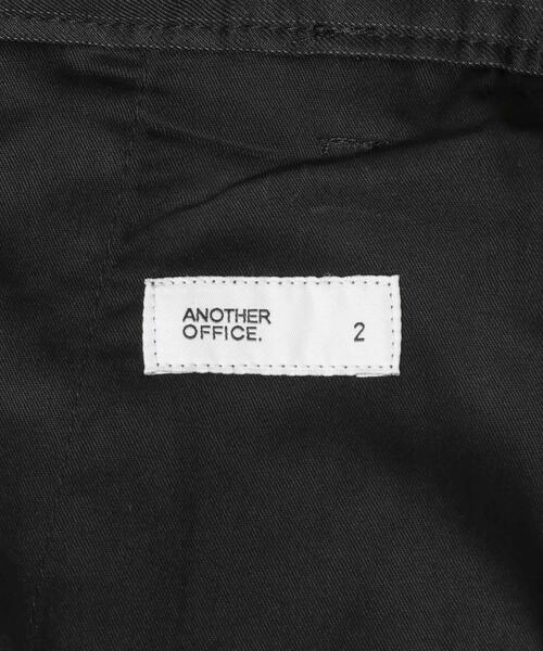ANOTHER OFFICE(アナザー オフィス)の「ANOTHER OFFICE H.STRIPE BERMUDA PANTS(その他パンツ・メンズ・ブラック・3/2)」の14枚目の写真
