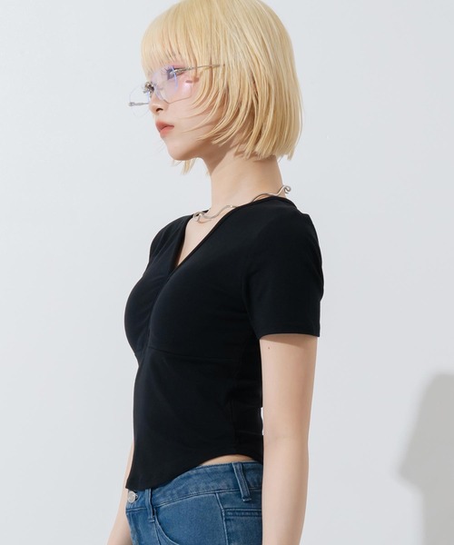 ANAP（アナップ）の「カップ付 Vネック ぴたっとTシャツ（Tシャツ/カットソー・レディース・ブラック/ホワイト・F）」の22枚目の写真