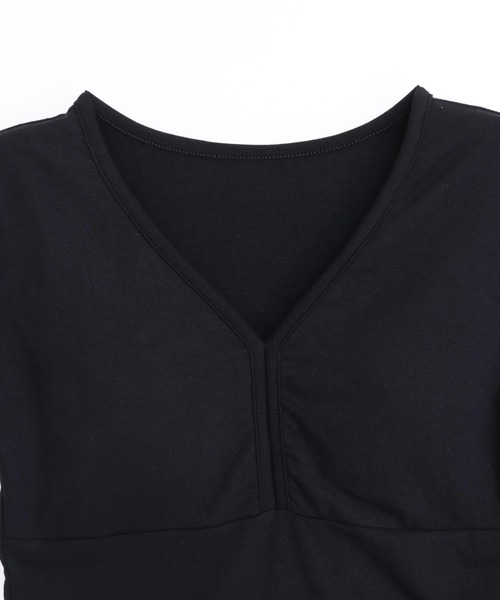 ANAP（アナップ）の「カップ付 Vネック ぴたっとTシャツ（Tシャツ/カットソー・レディース・ブラック/ホワイト・F）」の16枚目の写真