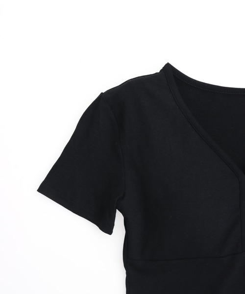 ANAP（アナップ）の「カップ付 Vネック ぴたっとTシャツ（Tシャツ/カットソー・レディース・ブラック/ホワイト・F）」の15枚目の写真