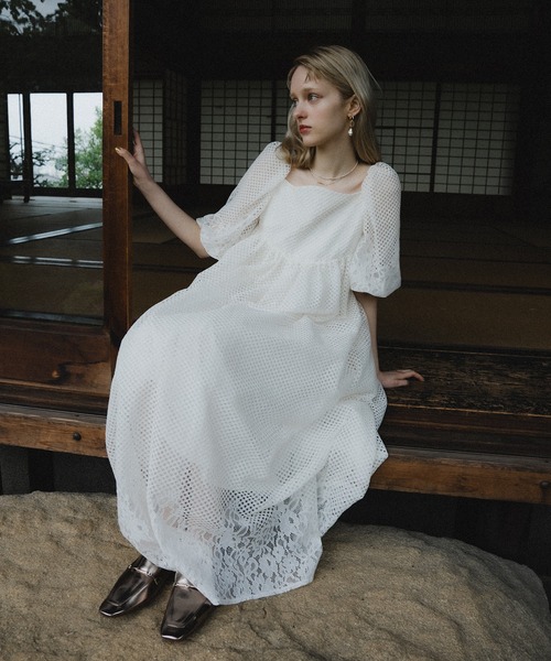 et.UNiVER(エトユニベール)の「Sheer Gingham Lace Dress(ドレス・レディース・オフホワイト/ブラック/ブルー・SMALL/MEDIUM/LARGE)」の1枚目の写真