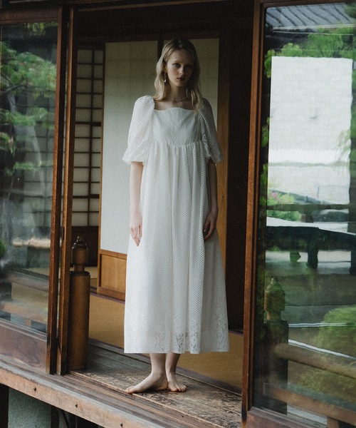 et.UNiVER(エトユニベール)の「Sheer Gingham Lace Dress(ドレス・レディース・オフホワイト/ブラック/ブルー・SMALL/MEDIUM/LARGE)」の9枚目の写真