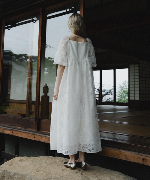 et.UNiVER(エトユニベール)の「Sheer Gingham Lace Dress(ドレス・レディース・オフホワイト/ブラック/ブルー・SMALL/MEDIUM/LARGE)」の7枚目の写真