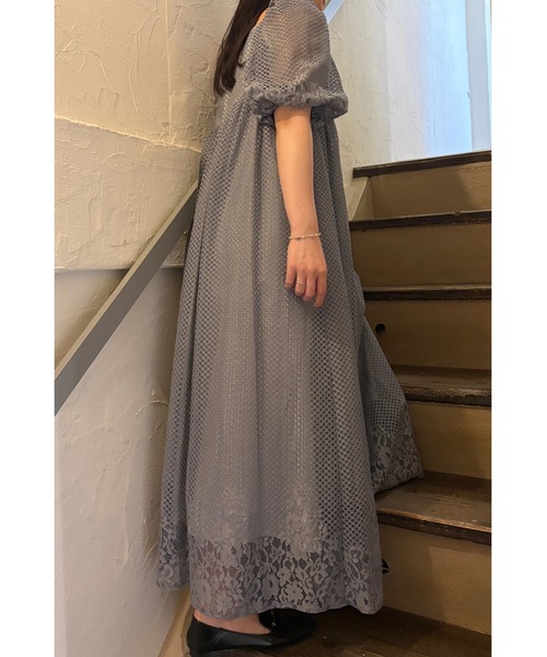 et.UNiVER(エトユニベール)の「Sheer Gingham Lace Dress(ドレス・レディース・オフホワイト/ブラック/ブルー・SMALL/MEDIUM/LARGE)」の21枚目の写真