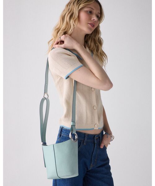 kate spade new york(ケイトスペード ニューヨーク)の「ヘイロー ミニ バケット バッグ(ショルダーバッグ・レディース・ブルー・ONESIZE)」の9枚目の写真