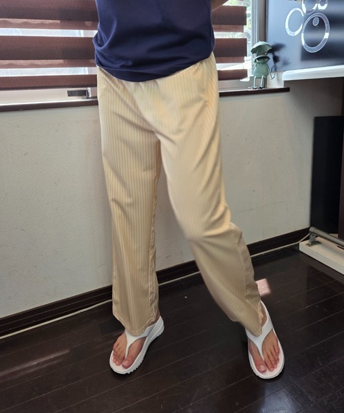 Loco Ocean（ロコオーシャン）の「【全2色】パステルカラー ストライプワイドレッグパンツ / リラックスパンツ / ワンマイルウェア（その他パンツ・レディース・ブルー/イエロー・FREE）」の15枚目の写真