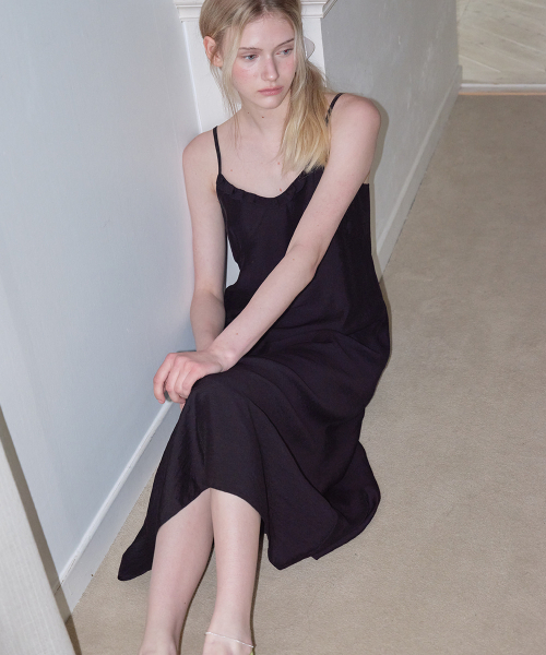 FRIVER07（フリバー07）の「Ruffle sleeveless dress [FRSP08OP02]_Black（ワンピース・レディース・ブラック・FREE）」の2枚目の写真