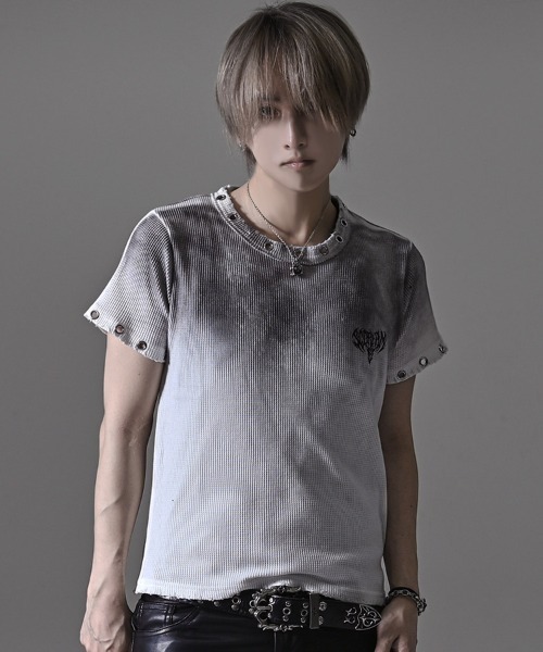 RUDOL(ルドル)の「『RUDOL/ルドル』グラデーション汚し加工サーマルフェザープリントTシャツ(Tシャツ/カットソー・メンズ・ブラック/オフホワイト・L/M)」の1枚目の写真