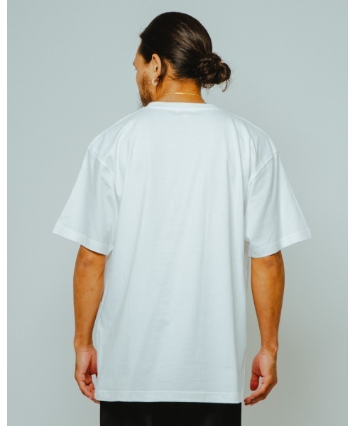 BIG MIKE（ビッグマイク）の「BIG MIKE ビッグマイク/ ピザ ロゴ HAPPY グラフィック プリントTシャツ 半袖 クルーネック // 102628400（Tシャツ/カットソー・メンズ・ブルー系その他/ブラック/ホワイト・MEDIUM/X-LARGE/LARGE）」の4枚目の写真