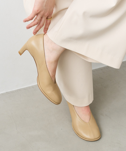 LE TALON(ルタロン)の「5.5cmオブリークパンプス(パンプス・レディース・ブラック系その他/ナチュラル・25cm/24.5cm/24cm/23.5cm/23cm/22.5cm/22cm)」の21枚目の写真