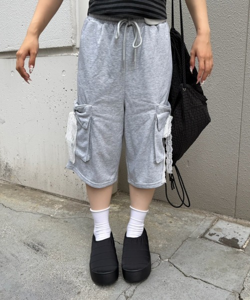 continuer de NICE CLAUP(コンティニューデナイスクラップ)の「リボンカーゴハーフ裏毛PT(その他パンツ・レディース・ブラック/トップグレー/ピンク・FREE)」の13枚目の写真