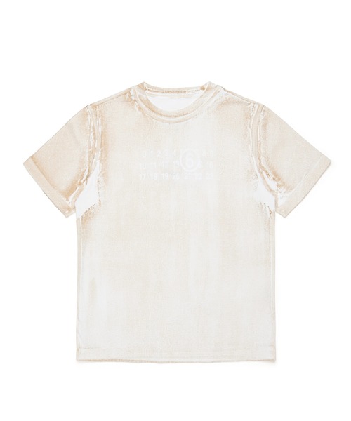 MM6 Maison Margiela(エムエムシックス メゾン マルジェラ)の「MM6 Maison Margiela(エムエムシックス メゾン マルジェラ)Kids & Junior ブランドロゴ半袖Tシャツカットソー(Tシャツ/カットソー・キッズ・ベージュ・12Y/14Y/16Y)」の1枚目の写真