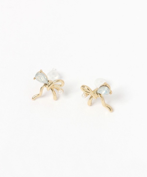 LAKOLE（ラコレ）の「リボンビジュパール樹脂ポストピアス / 899431（ピアス（両耳用）・レディース・その他1/その他2・FREE）」の2枚目の写真