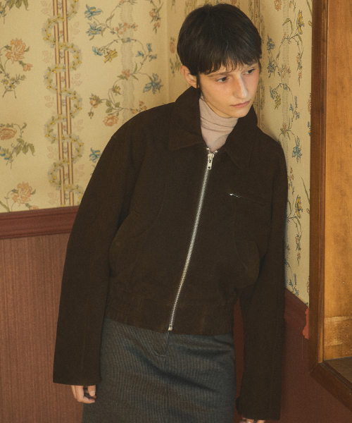 OURNOSTALGIA(アワー ノスタルジア)の「real goat leather suede blouson jacket_Camel(ブルゾン・レディース・キャメル・FREE)」の2枚目の写真