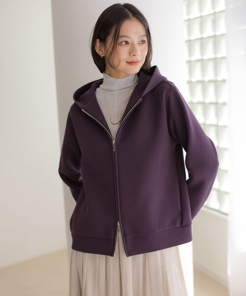 J.PRESS(ジェイプレス)の「【季節の変わり目に】ダンボールジャージー ジップアップ パーカー(パーカー・レディース・パープル系/ライトグレー系/ピーコックグリーン系/グレー系・MEDIUM/LARGE)」の4枚目の写真