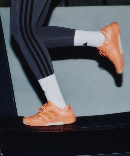 adidas(アディダス)の「ドロップセット 4 トレーニング / Dropset 4 Training / アディダス adidas(スニーカー・レディース・オレンジ・24.5cm/26.0cm/25.5cm/25.0cm/23.5cm/24.0cm/23.0cm/22.0cm/22.5cm)」の3枚目の写真