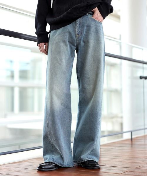 ASTRONOMY(アストロノミー)の「3D CURVED TWIST DENIM PANTS / 3Dカーブツイストデニムパンツ(デニムパンツ・メンズ・ネイビー系/ダークネイビー/ブルー系その他/ブルー系/ブラウン/ブラック系・M/S/L/XL)」の1枚目の写真