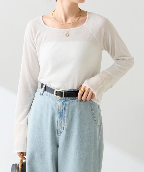 COLLAGE GALLARDAGALANTE(コラージュガリャルダガランテ)の「日焼け対策に使えるラメリブスクエアシアーT(Tシャツ/カットソー・レディース・ブラック/ホワイト/ホワイト系その他/ネイビー・FREE)」の14枚目の写真