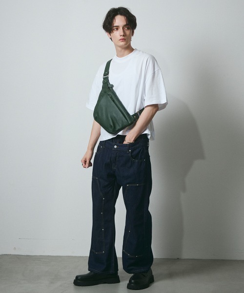DAZE(デイズ)の「レイヤードデザイン ダブルニー デニムワイドパンツ(デニムパンツ・メンズ・ダークブルー・SMALL/MEDIUM/LARGE/X-LARGE)」の5枚目の写真