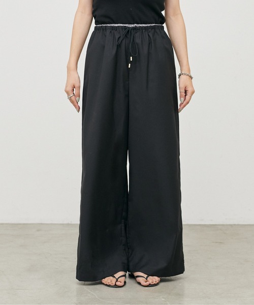LARUTA（ラルータ）の「【LARUTA】［WEB限定］マイクロサキソニーリラックスパンツ（その他パンツ・レディース・ブラック/グレー・MEDIUM）」の20枚目の写真