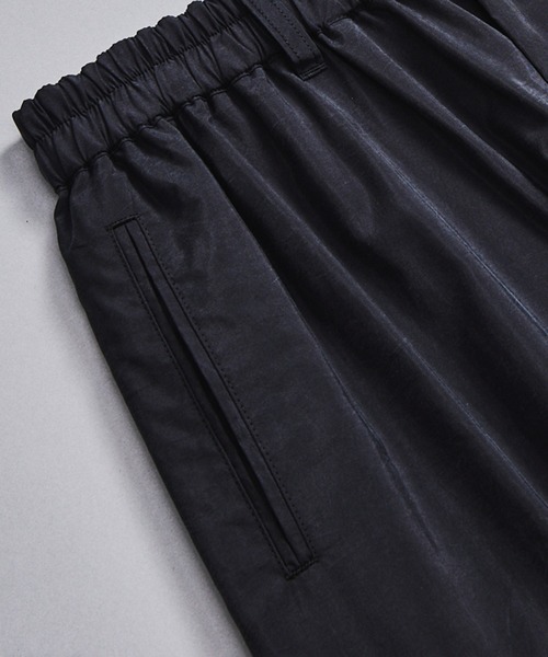 UNITED TOKYO（ユナイテッドトウキョウ）の「【数量限定】SILK NYLON EASY PANTS　｜シルク85％/肌離れ/ムレ防止/日本製産（その他パンツ・メンズ・ライトブルーグレー/ブラック/ブラウン・1/2）」の11枚目の写真