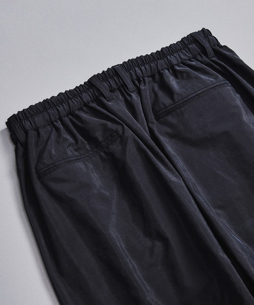 UNITED TOKYO（ユナイテッドトウキョウ）の「【数量限定】SILK NYLON EASY PANTS　｜シルク85％/肌離れ/ムレ防止/日本製産（その他パンツ・メンズ・ライトブルーグレー/ブラック/ブラウン・1/2）」の12枚目の写真