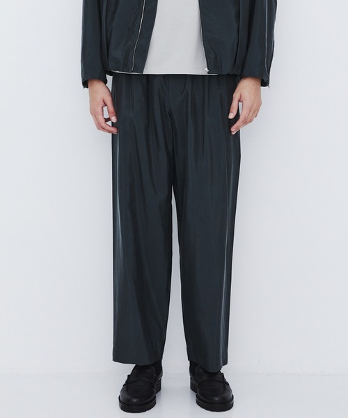 UNITED TOKYO（ユナイテッドトウキョウ）の「【数量限定】SILK NYLON EASY PANTS　｜シルク85％/肌離れ/ムレ防止/日本製産（その他パンツ・メンズ・ライトブルーグレー/ブラック/ブラウン・1/2）」の14枚目の写真
