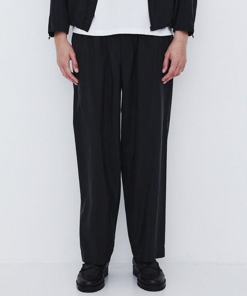 UNITED TOKYO（ユナイテッドトウキョウ）の「【数量限定】SILK NYLON EASY PANTS　｜シルク85％/肌離れ/ムレ防止/日本製産（その他パンツ・メンズ・ライトブルーグレー/ブラック/ブラウン・1/2）」の22枚目の写真
